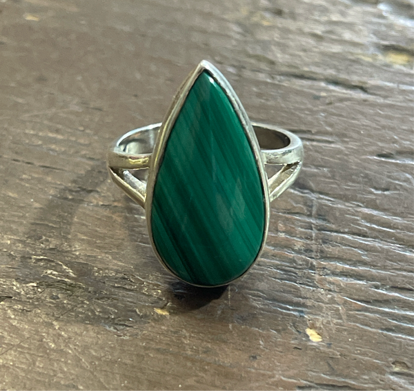 Malachite Teardrop Cut Size 8 Sterling Ring