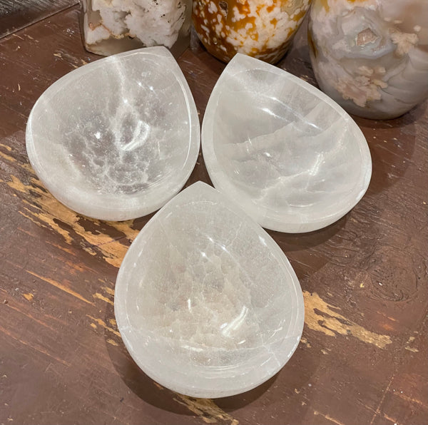 Selenite Teardrop 3.25 inch bowl