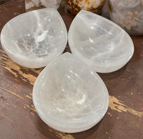 Selenite Teardrop 3.25 inch bowl