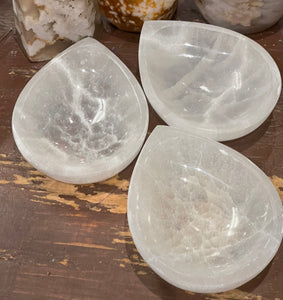 Selenite Teardrop 3.25 inch bowl