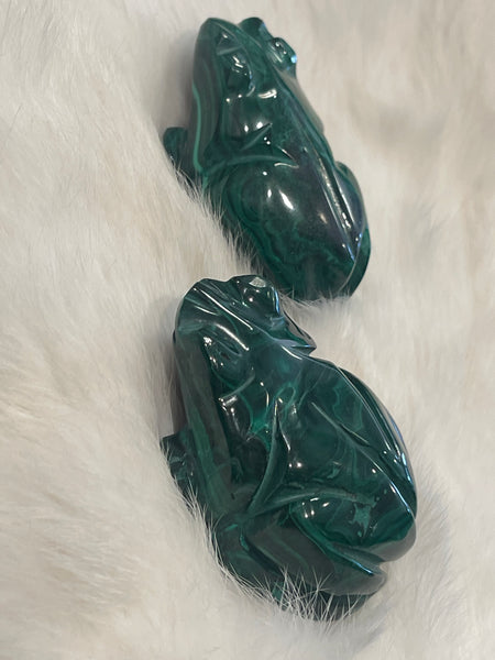 Malachite Frog Carving