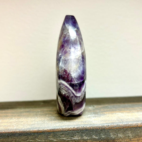 Chevron (Dream) Amethyst Smooth Flame Carvings