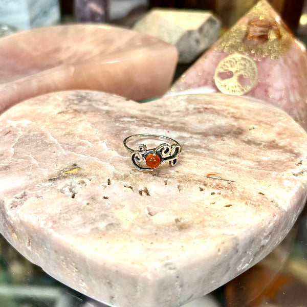 Carnelian Scroll Sterling Silver Ring | Size 8