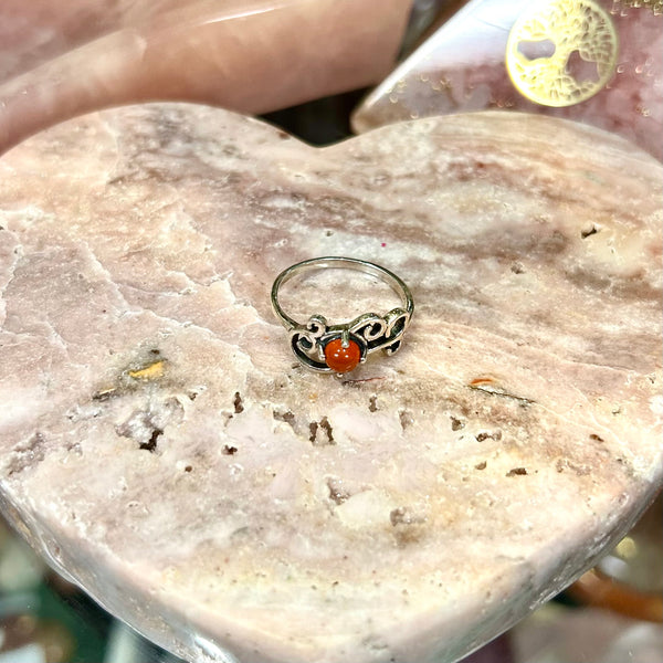 Carnelian Scroll Sterling Silver Ring | Size 8