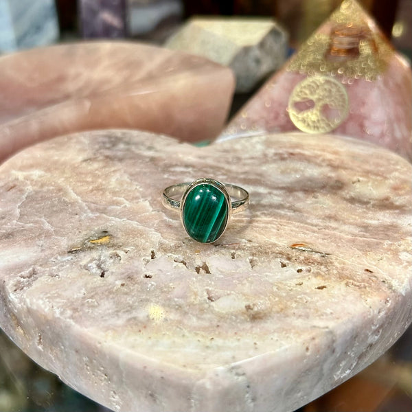 Malachite Oval Stone Sterling Silver Ring | Size 10