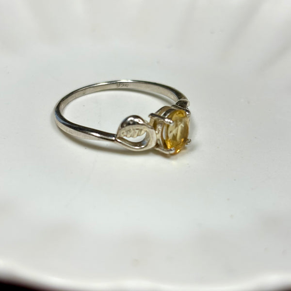 Citrine Prong Set Leaf Design Ring | Size 8