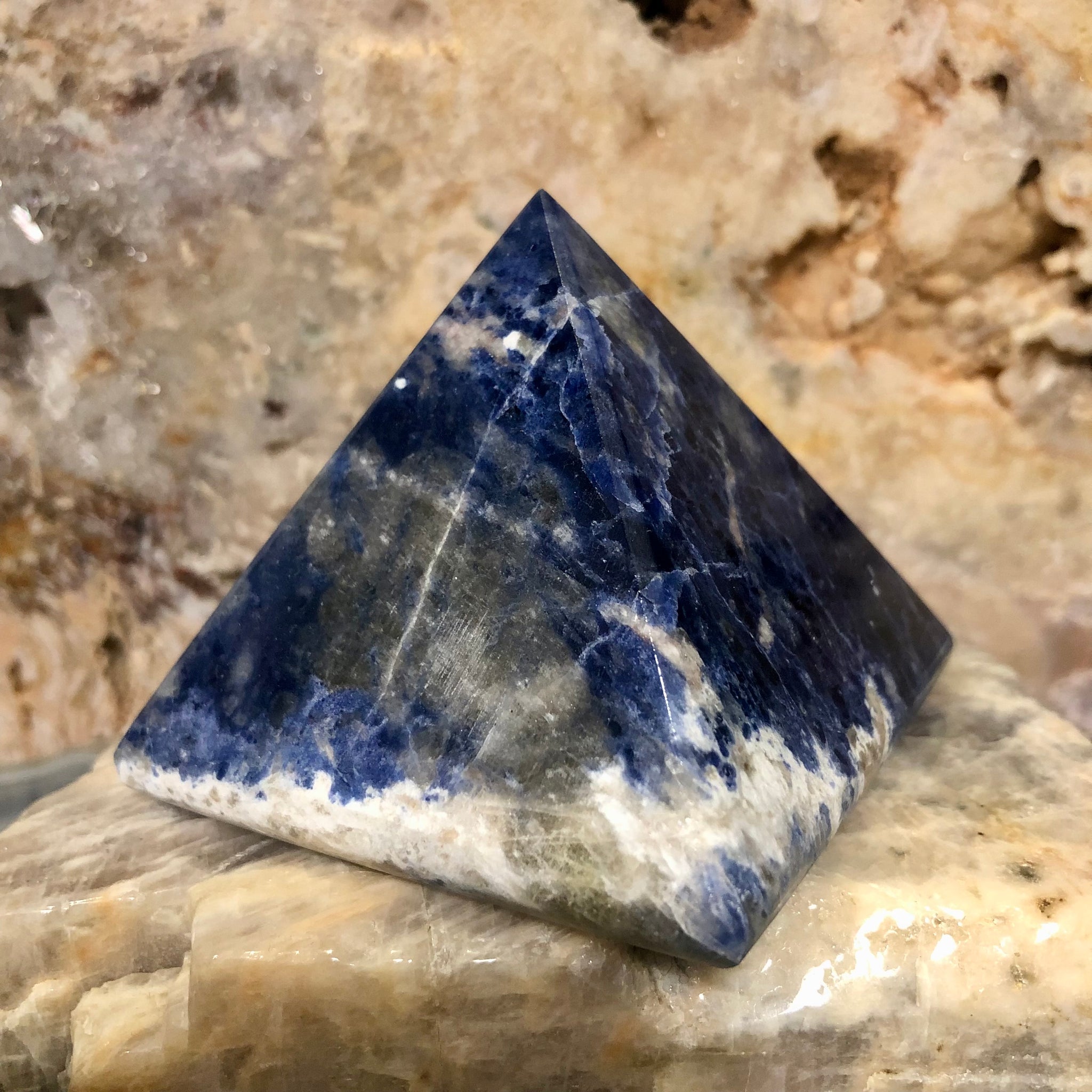 Sodalite Pyramid