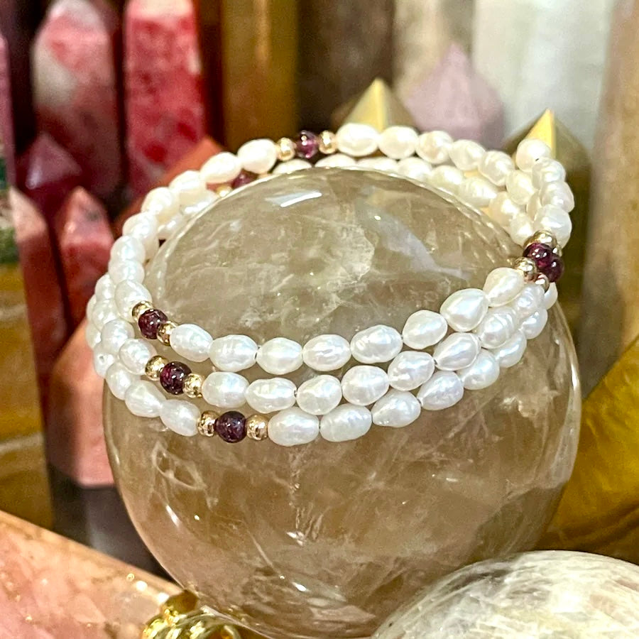 Pearl & Garnet Memory Wire Bracelet