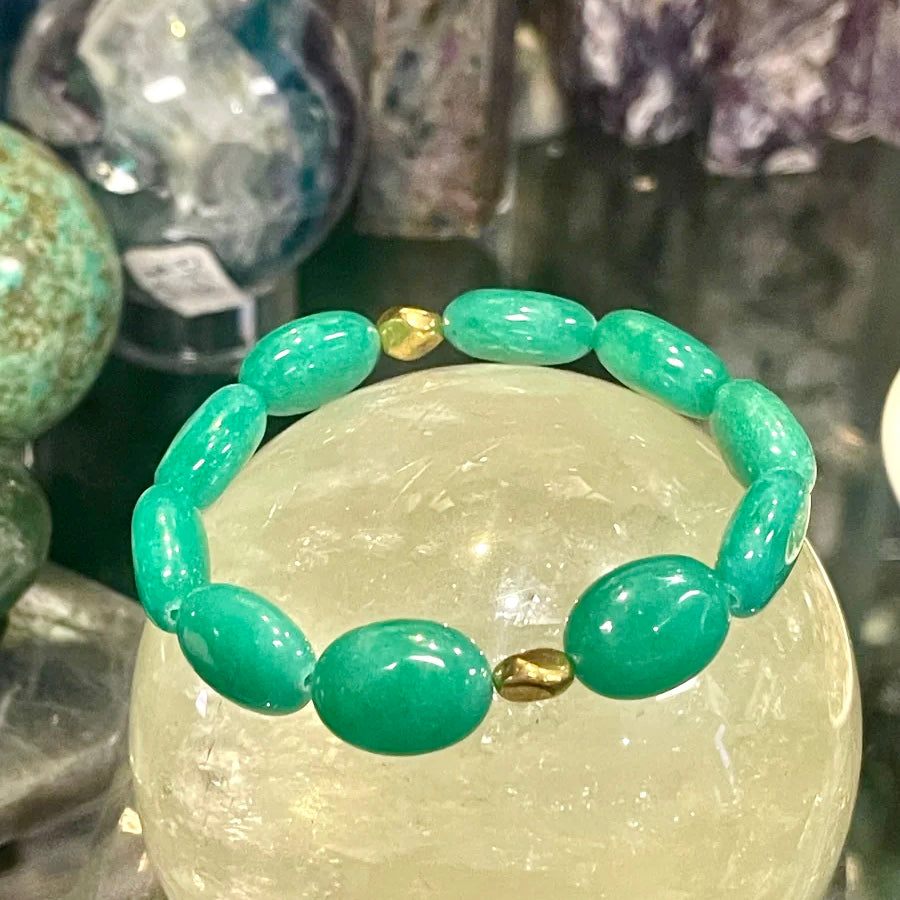 Chrysoprase Oval Gold Accent Stretch Bracelet