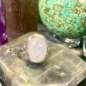 Rainbow Moonstone Sterling Silver Ornate Setting Ring | Size 8