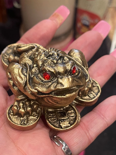 Money Frog Statue wCoin 2 inches