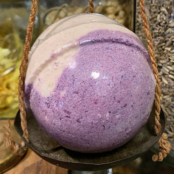 Brown Sugar and Fig Bath Bomb 5oz