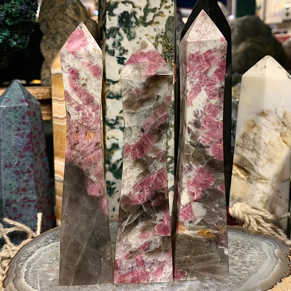 Pink Tourmaline Canton Tower in Snow Quartz Maxtrix