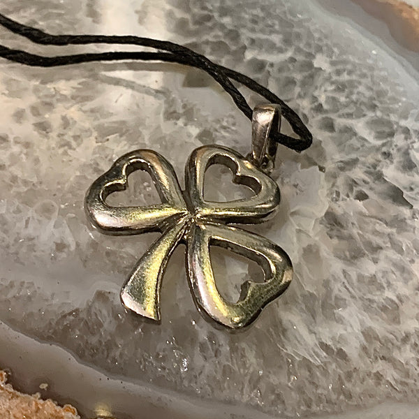 Eire Series Shamrock Pendant Necklace