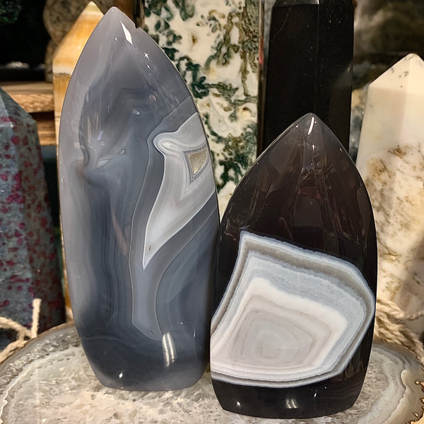 Banded Agate Cut Base Smooth Flame Carving