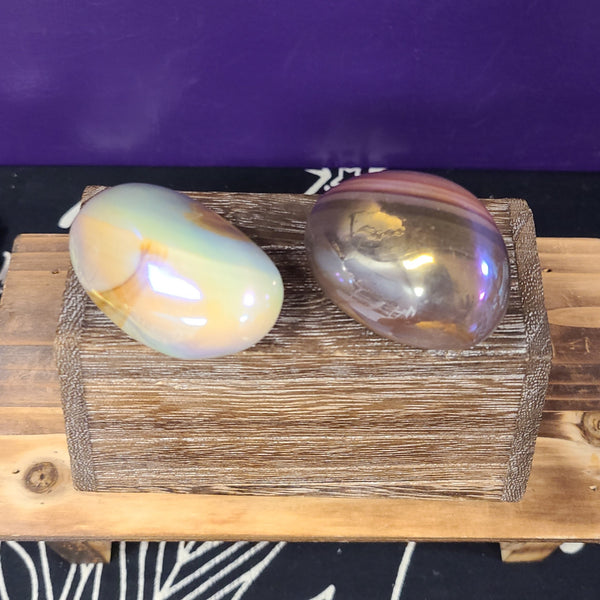 Aura Finish Polychrome Jasper Palm Stones