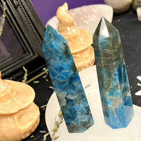 Apatite Generator Tower Assorted Sized