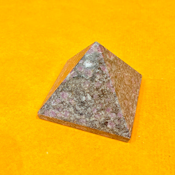 Pyramids | Assorted Gemstones