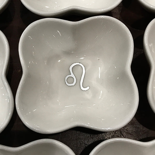 Clover Shape Zodiac Trinket Dish