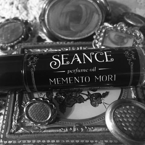 Memento Mori Seance Perfume Oil