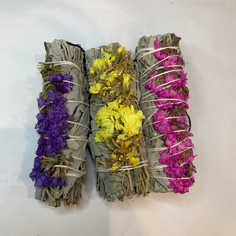 White Sage and Sinuata Flower Smudge 4 inch