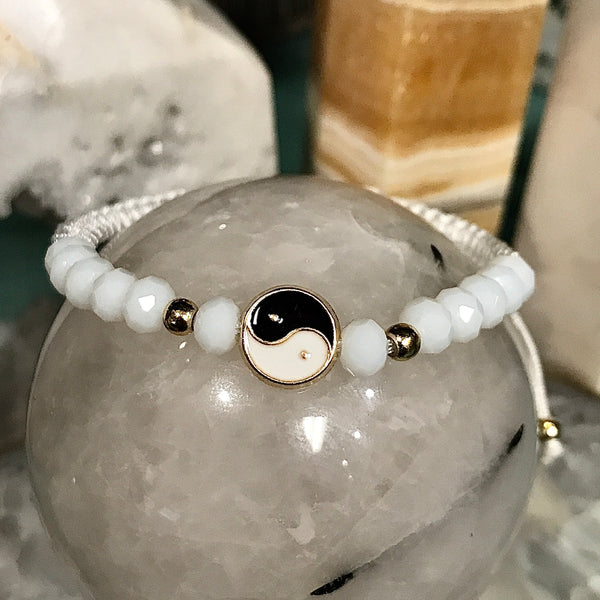 Yin Yang White Macrame Adjustable Bracelet