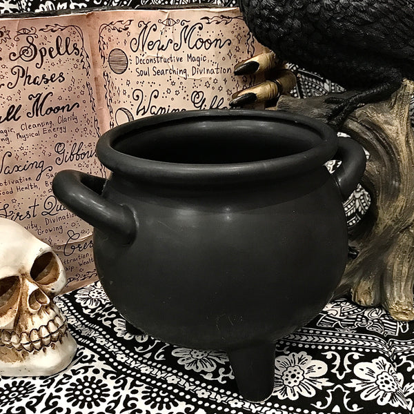 Cauldron 9.5 Inch Deep Belly Ceramic
