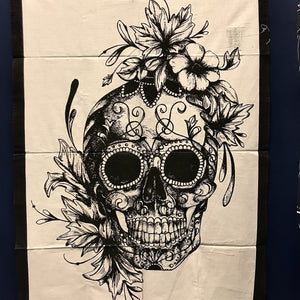 Skull Tapestry Black and White 75 x 100Cm