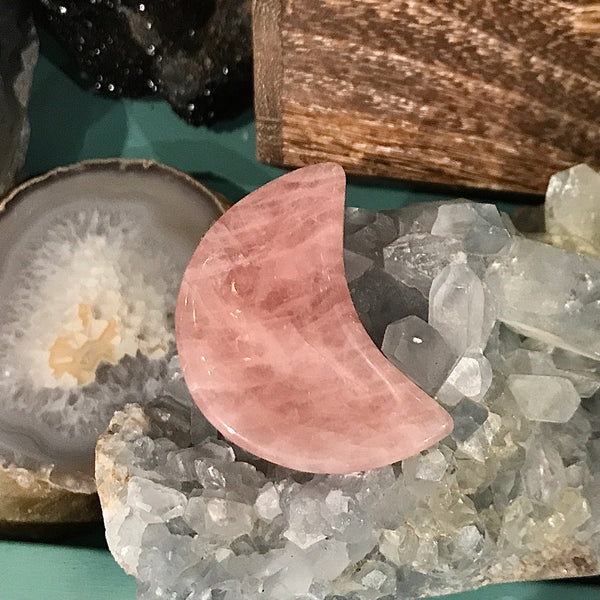 Rose Quartz Mini Moon Bowl 2 Inch