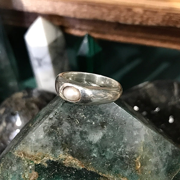 Pearl Sterling Size 7 Ring
