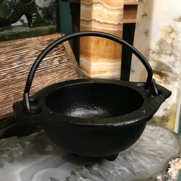 Cast Iron Cauldron with Handle 2.5 Inch