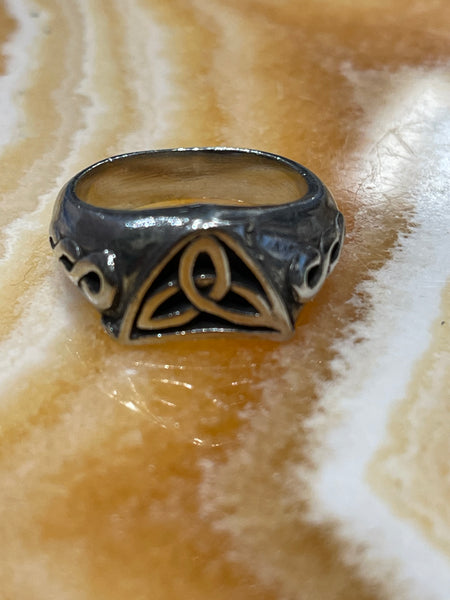 Pewter Triquetra Ring