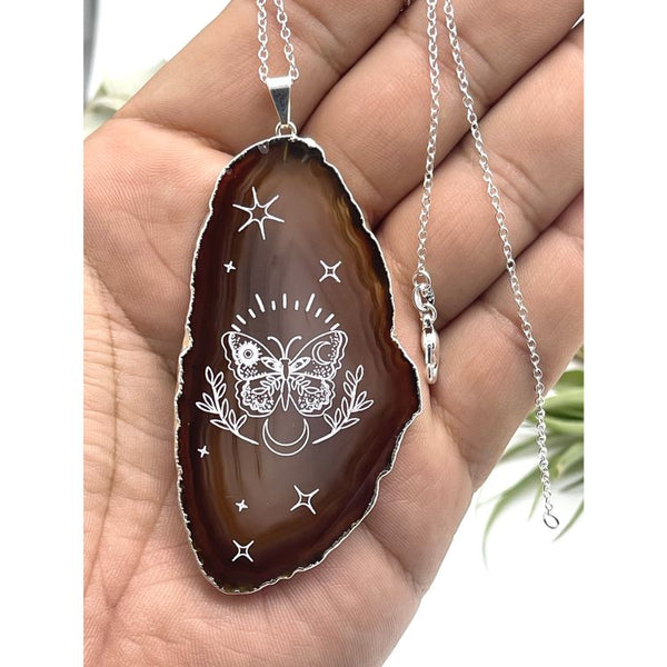 Engraved Agate Pendant Mystic Butterfly