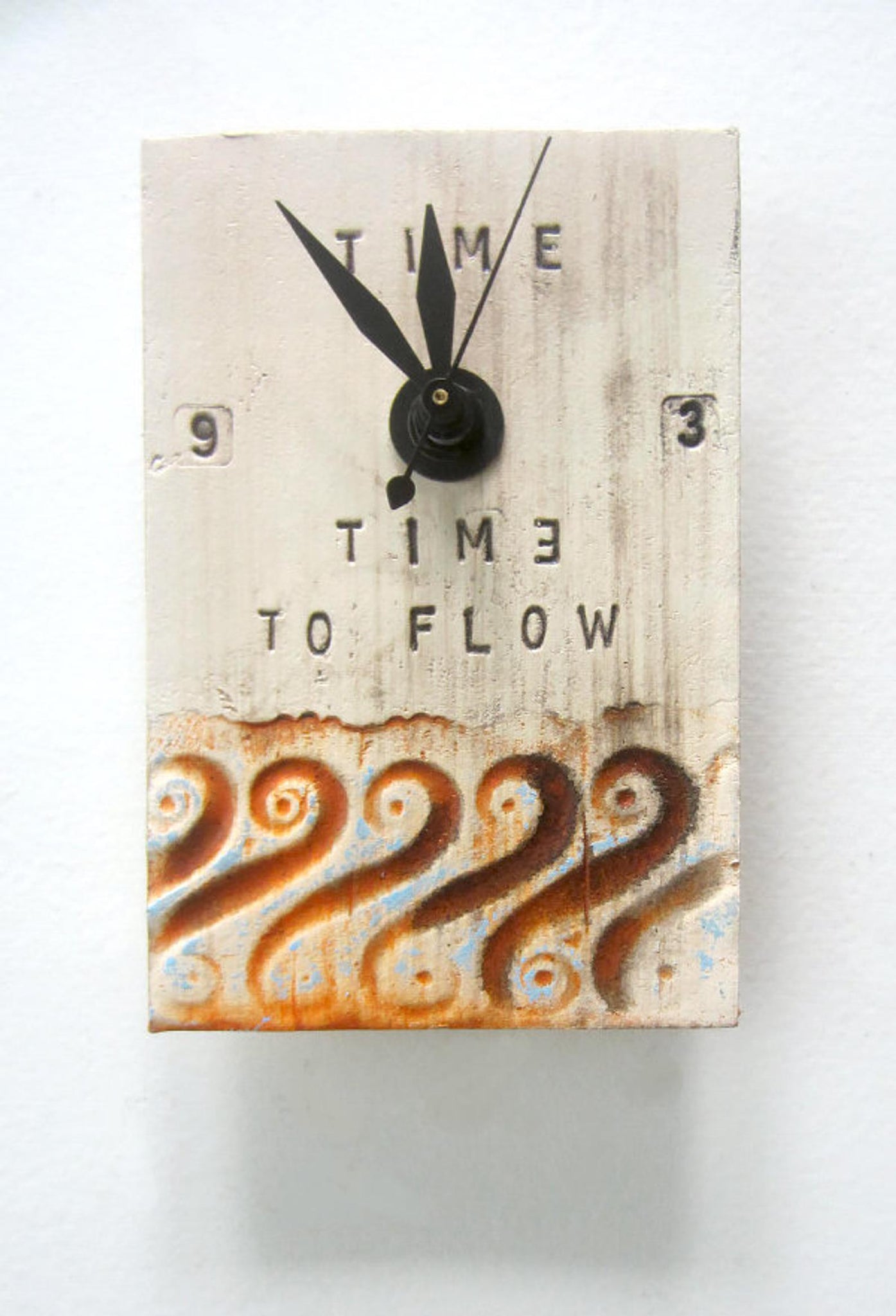 TiqueTile "Time To Flow" 6 x 4 inch  clock